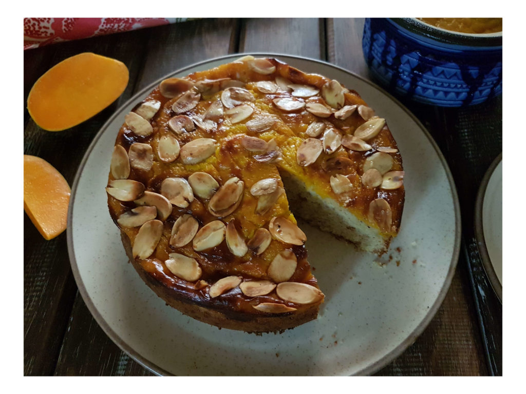 Almond Mango Cake / www.quichentell.com